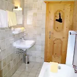 ホテル Hotel-pension Heike