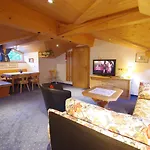 ホテル Hotel-pension Heike キッツビュール