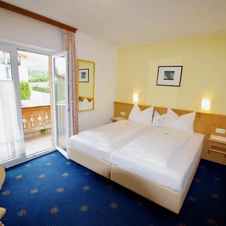 Hotel-pension Heike 3* Kitzbuhel