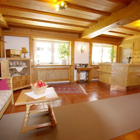 Otel Hotel-pension Heike Kitzbühel