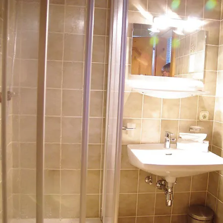 Otel Hotel-pension Heike 3*