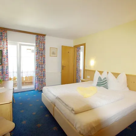 Hotel-pension Heike 3*