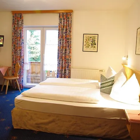 Hotel-pension Heike Kitzbühel