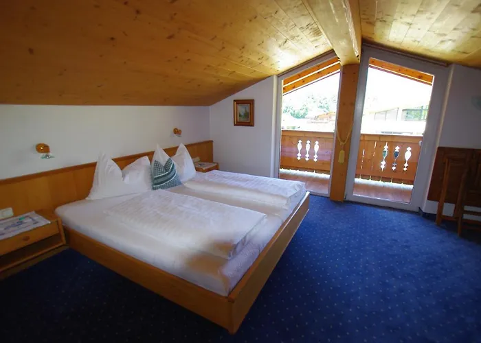 Hotel-pension Heike فندق