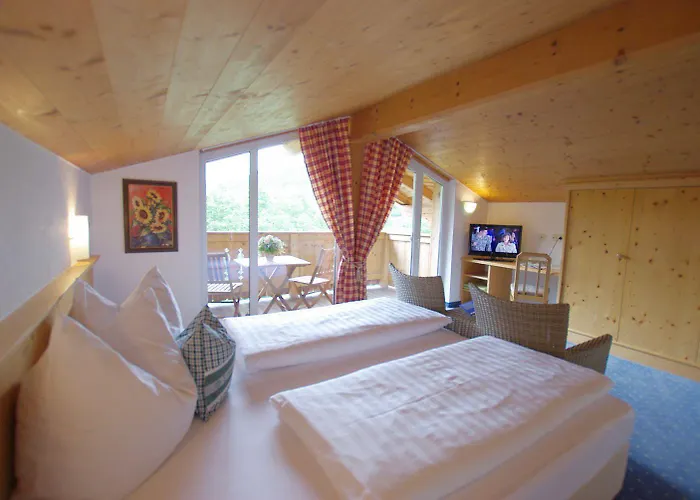 Hotel-pension Heike فندق