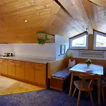 海克膳食公寓酒店 基茨比厄尔